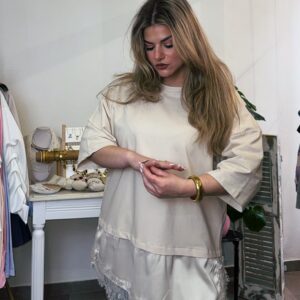 NOT SO BASIC TOP BEIGE